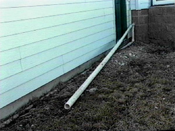 Sump Pump Correctly draining out of pipe